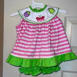 24m Stitchy Fish insect shorts set. Worn once.